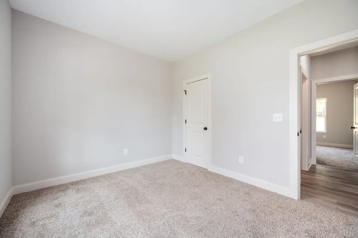 Thumbnail Photo: 20 West Moreland Lake Drive
