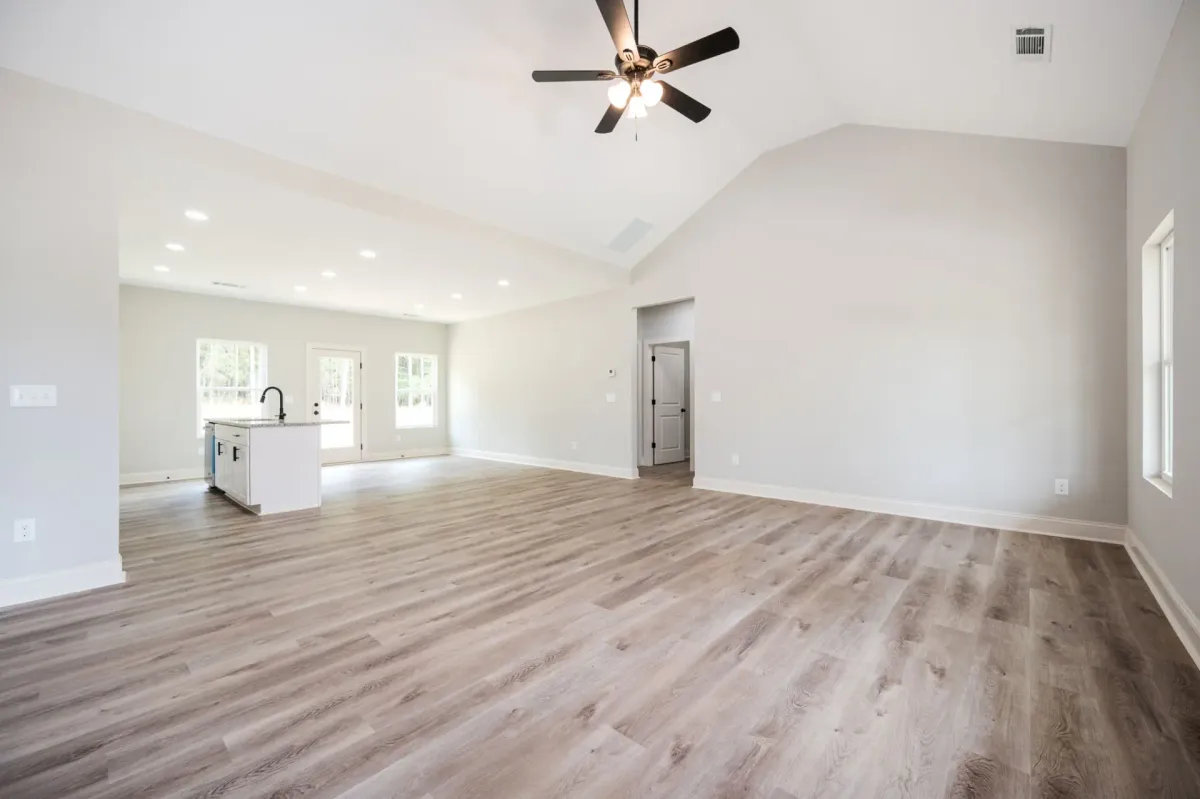 Thumbnail Photo: 516 Branch Street